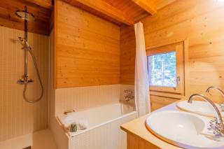 Charming family chalet with views of the Aravis - 3