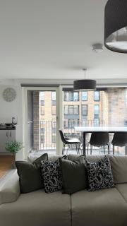 Glasgow Riverside - Private Homestay - 0