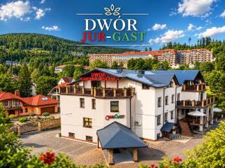 Dwór Jur-Gast - 0