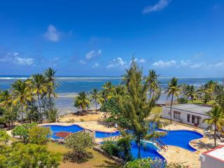 Loki Beachfront Apartments - 3
