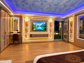Premium Armani Suites Delhi IGI Airport With-Free Airport Pickup - 3