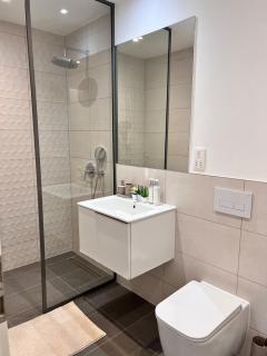 Airport Luxury Suites By BanTree by Clifton Homes - 3