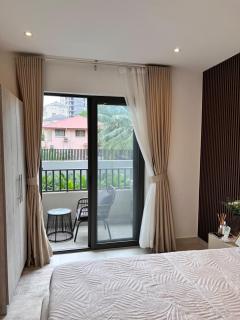 Airport Luxury Suites By BanTree by Clifton Homes - 2