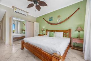 Stunning two-bedroom penthouse with Ocean Views - 7