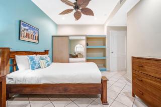 Stunning two-bedroom penthouse with Ocean Views - 6