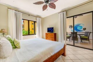 Stunning two-bedroom penthouse with Ocean Views - 4