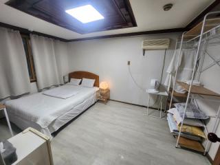 Taeyang Stay Motel NampoJoongang Branch - 1