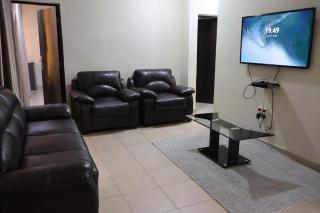 Apartment in Dodowa Wi-Fi Laundry Kitchen DSTV Air Con n More - 0