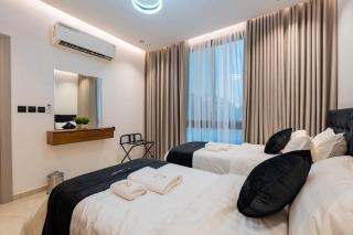 ART boutique suite جناح فاخر بكرسي مساج و موقع راقي - 6