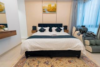 ART boutique suite جناح فاخر بكرسي مساج و موقع راقي - 9