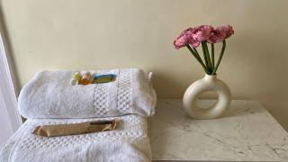 Sage And Soul A Boutique Stay In Golf City Near LULU, Ekana and Medanta Hospital - 4