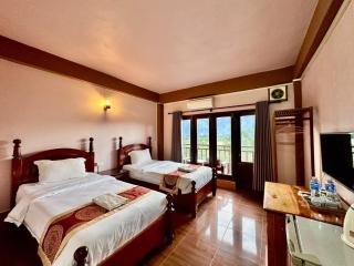Mountian River View Hotel - 9