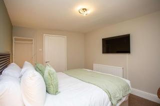 The Old Bank Vacant Nests Spacious 5BR - 1