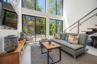 Casa Teca in Surfside with Pool near Beach - 5