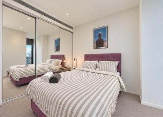 Skyline Suites - Cosy Study Suite, Australia 108 - 1