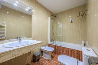 UP Hotel Velilla - 8