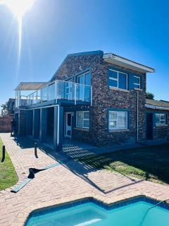 Adventure House - Colchester - 5km from Elephant Park - 9