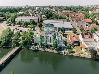 Hotel Eberhards am Wasser - 0