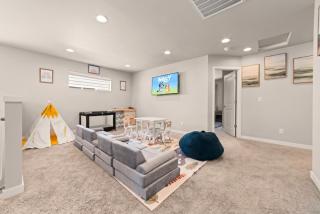 4 BR - BBQ - Games - Outdoor Space - 5