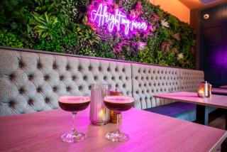 Tiverton Hotel Lounge & Venue - 8