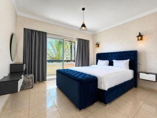 NEW! Stylish 2BR Balcony - 3