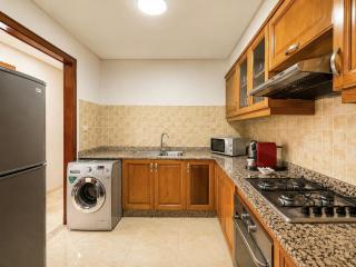 NEW! Stylish 2BR Balcony - 4