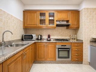 NEW! Stylish 2BR Balcony - 2