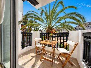 NEW! Stylish 2BR Balcony - 8