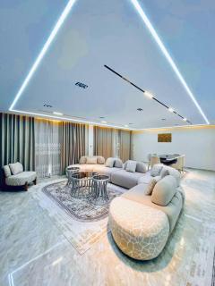 scape to Luxury - Premium Chalet at Alamein Towers Available Now! - 4