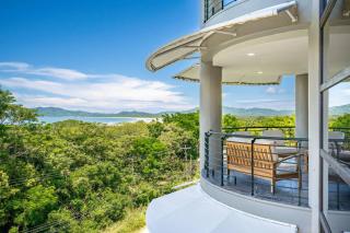 Spacious Ocean View Condo, Luxury in La Perla - 8