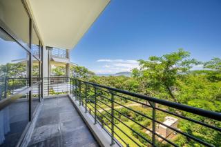 Spacious Ocean View Condo, Luxury in La Perla - 4