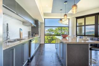 Spacious Ocean View Condo, Luxury in La Perla - 1