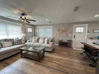 The Country Club Cottage NEW! Space Coast Entire Home! Plenty of Parking! - 6