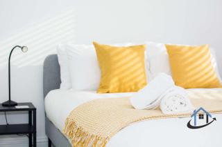 Davies House 3 bed 3 bath sleeps 6 parking garden - 8