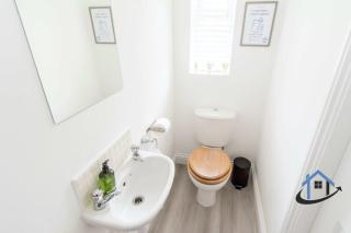 Davies House 3 bed 3 bath sleeps 6 parking garden - 3