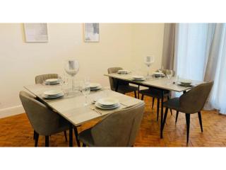 Quiet 4-Bed Cardiff Home Near Roath Park - 7
