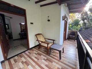 Siri Villa Habaraduwa - 1