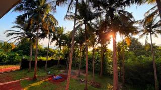 The Coastal Cove!! Your little escape by the sea - 2