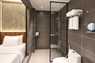 A25 Hotel - 2B Cao Thắng - 2