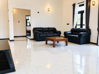 Grand City Luxury Villa Negombo - 5