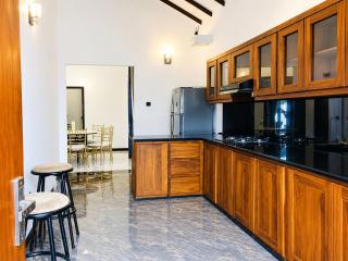 Grand City Luxury Villa Negombo - 2