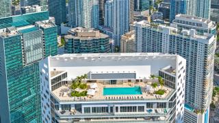 Prestigious 5-star Brickell condo w/ parking! - 4