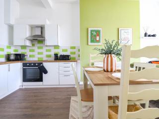 Flat 1 Greenfields - 3