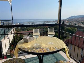 Sea-view apartment - 3 bedrooms - parking space - 0
