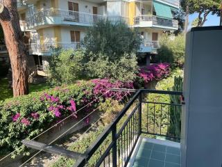 Sea-view apartment - 3 bedrooms - parking space - 5