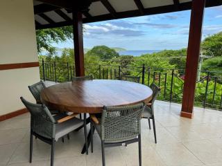Luxury Living at Villas Catalina - 8