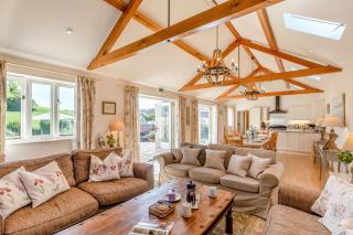 4 Bed in Dorchester oc-42204 - 0