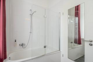 GLS Campus Hotel - 1