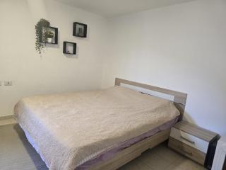 Victoria's Guest House - 3