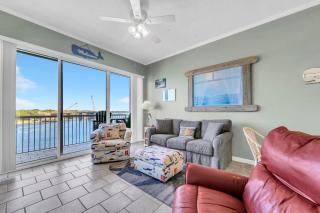 Palm Court Yacht Club 604 - 2